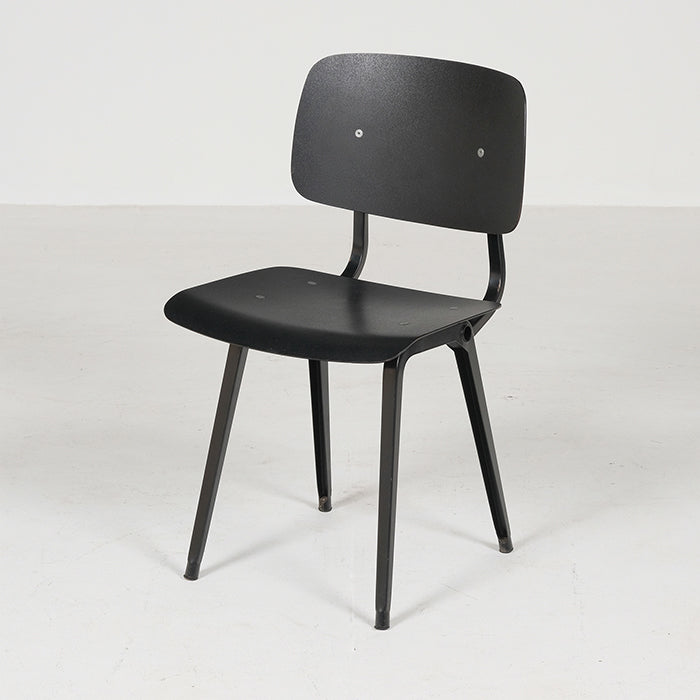getuigenis Beraadslagen Dictatuur Revolt Chair in Black by Friso Kramer, 1950s, The Netherlands – Modern Times