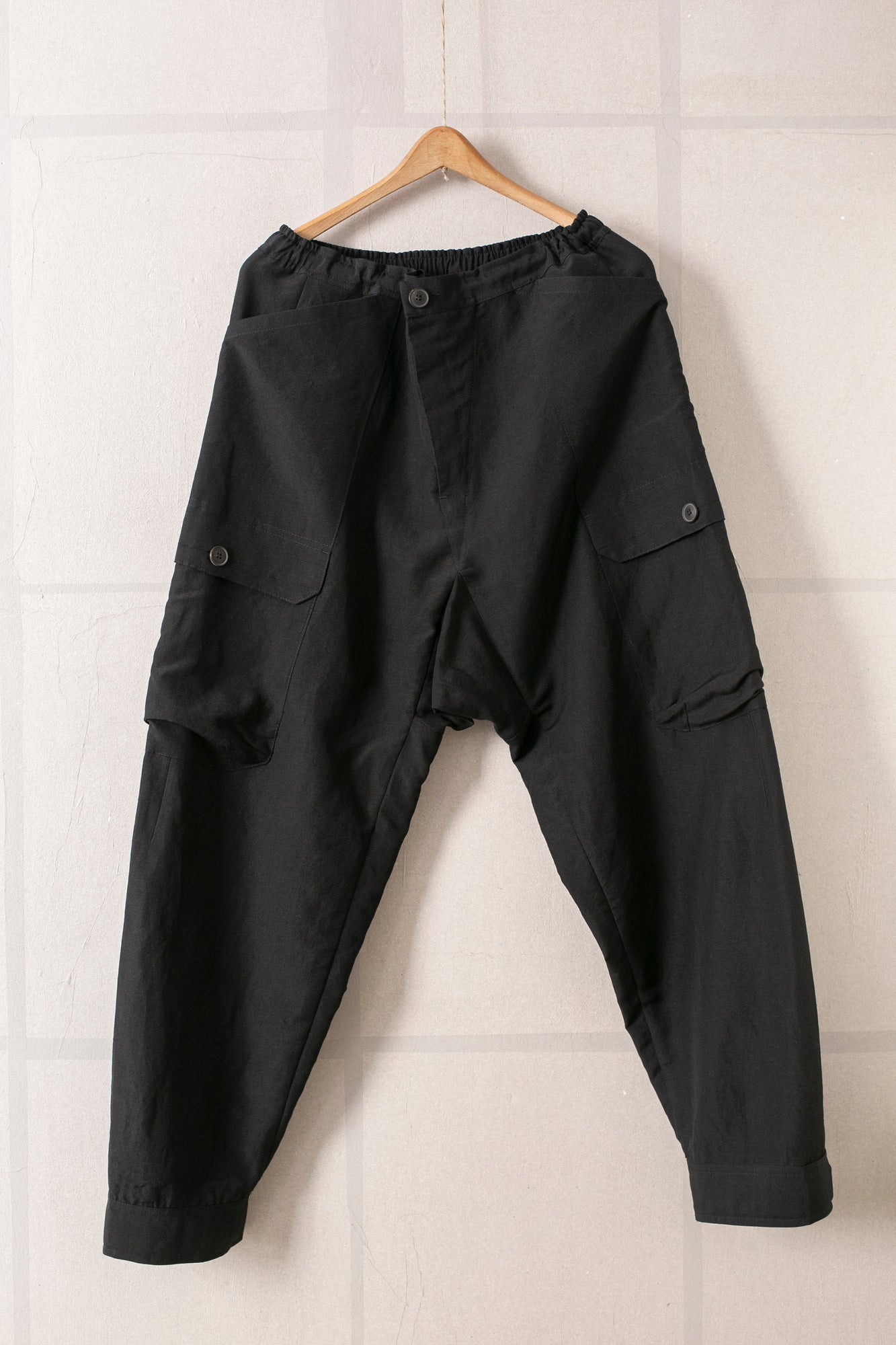 Trousers#64 - Charcoal Dry Wool / Linen Cloth by Jan-Jan Van