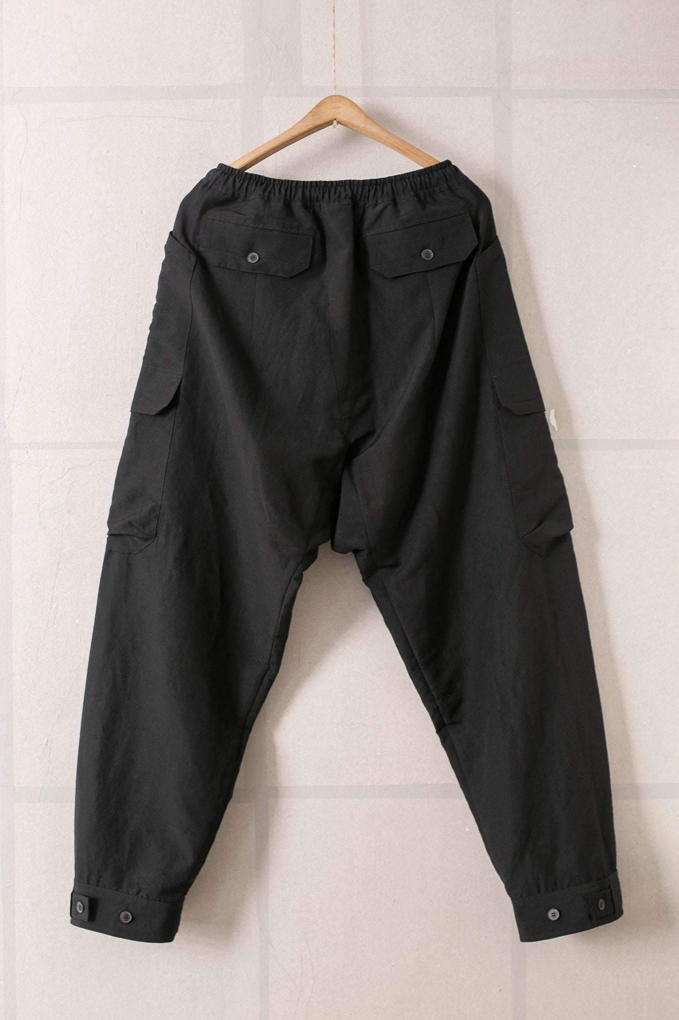 Trousers#64 - Charcoal Dry Wool / Linen Cloth by Jan-Jan Van