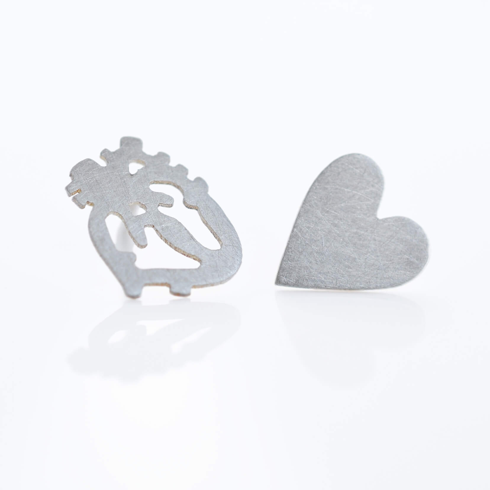 I love you in Stud Earrings : Silver – 58 Creativity