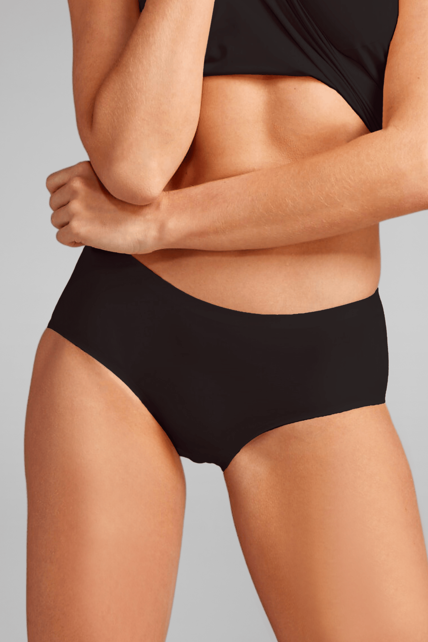 Invisible High-rise Shaping Knickers in Black – Perfect Silhouette