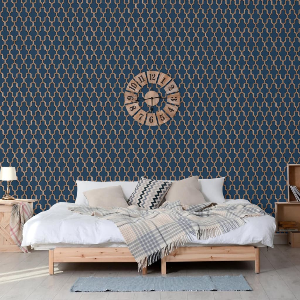 Billede af DUTCH WALLCOVERINGS tapet Geometric sort og guldfarvet