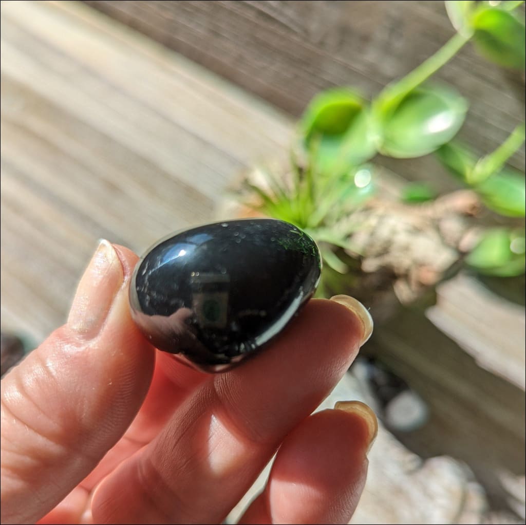 Crystal Kismet - Shiny Black Onyx Tumbled Stones Large