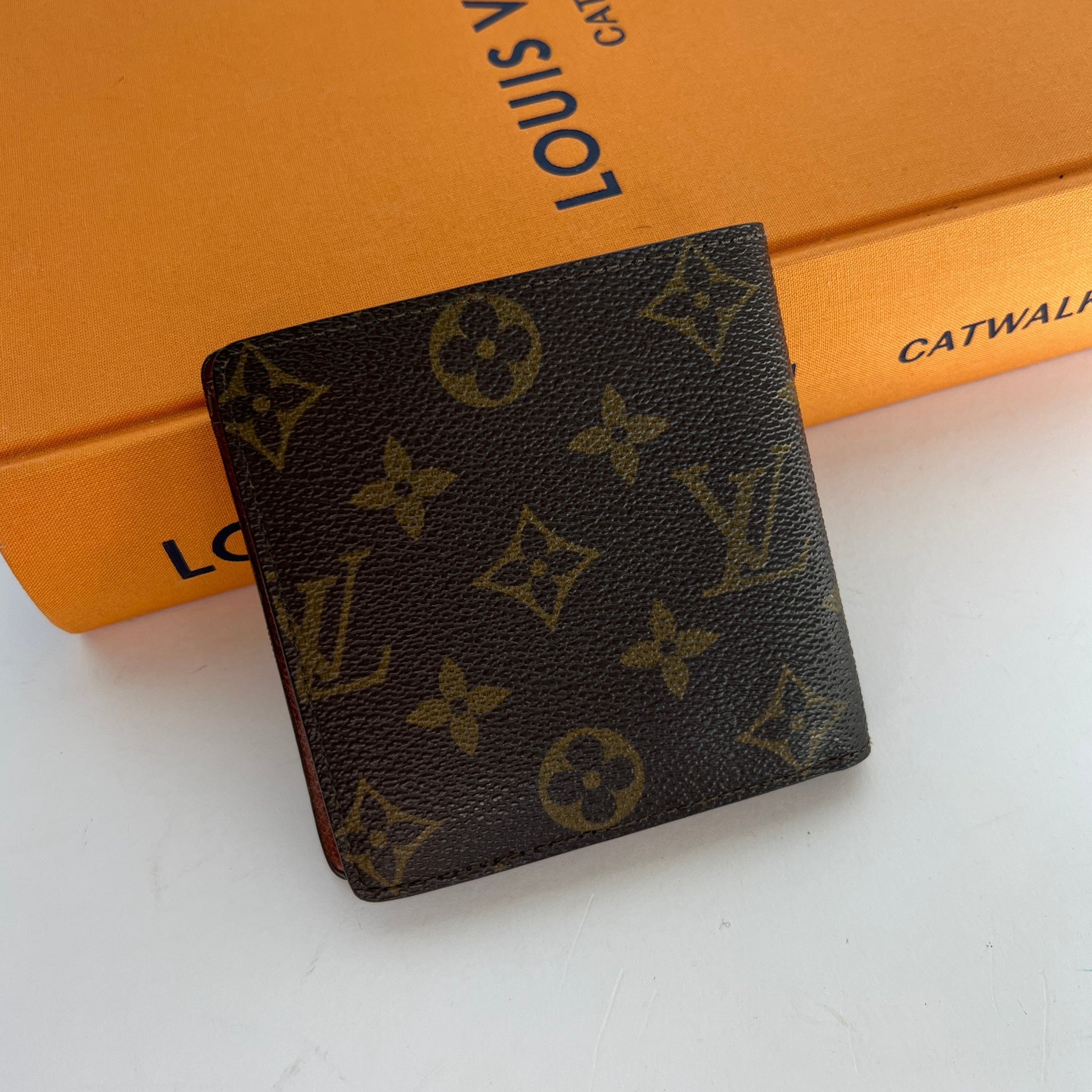 LOUIS VUITTON Wallet Tresor Porte Monnaie Bifold – Elhusuba