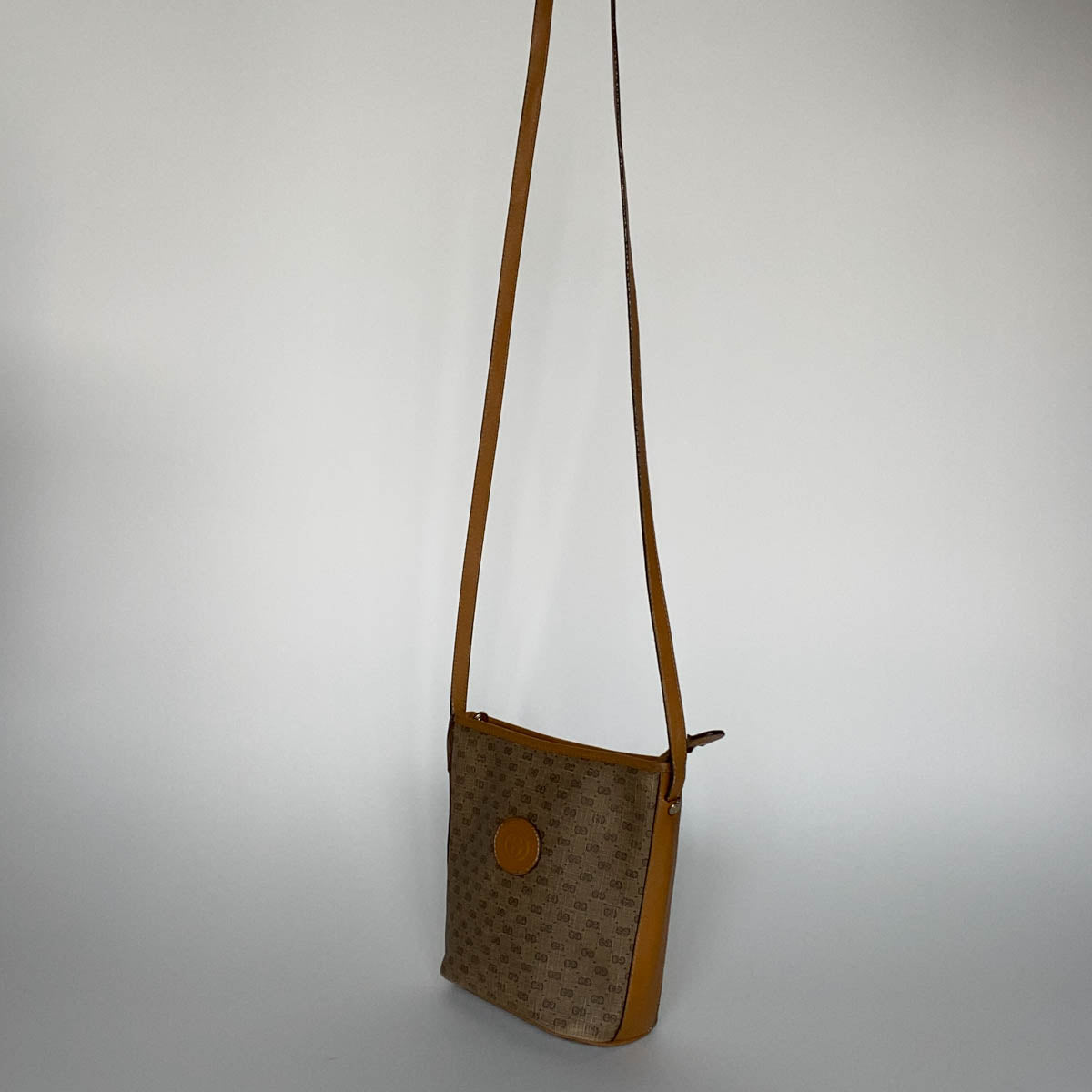 NTWRK - PRELOVED Louis Vuitton Trocadero 30 Shoulder Bag NO0960 081223 $