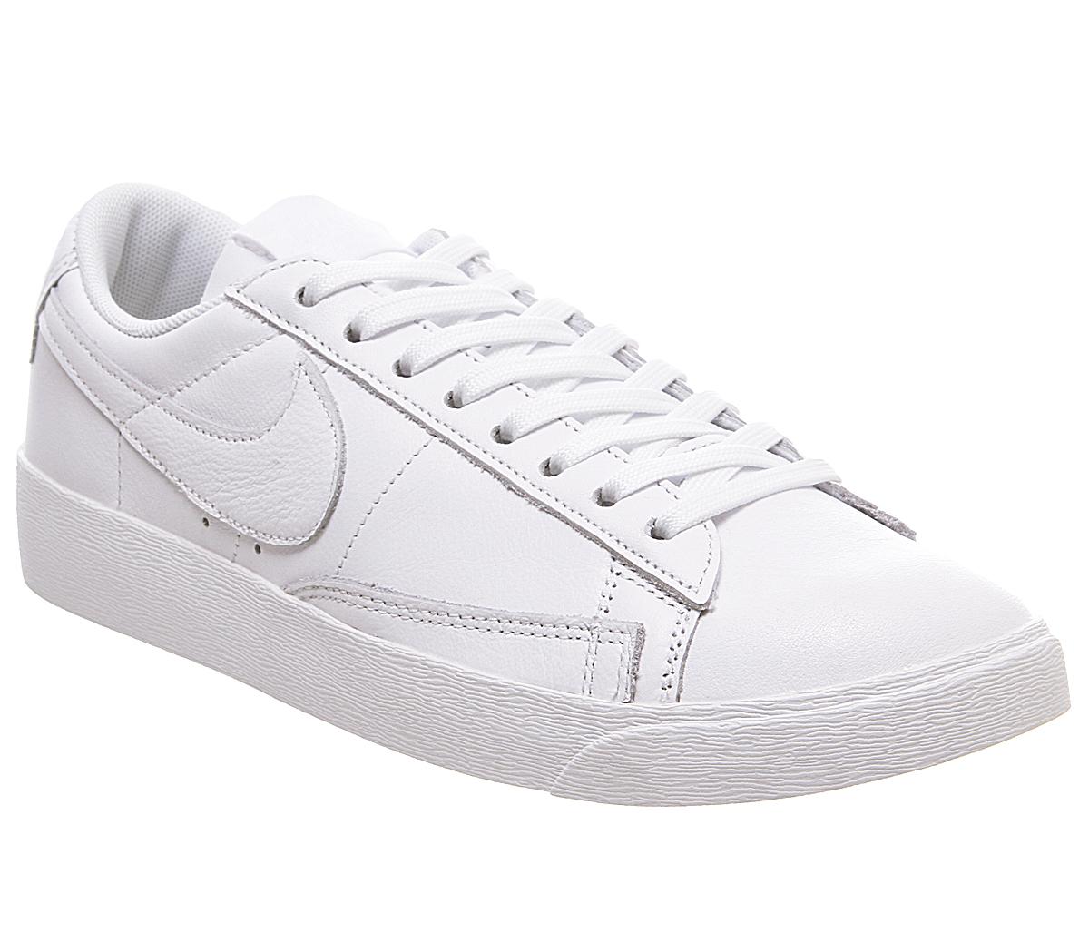 nike blazer low trainers