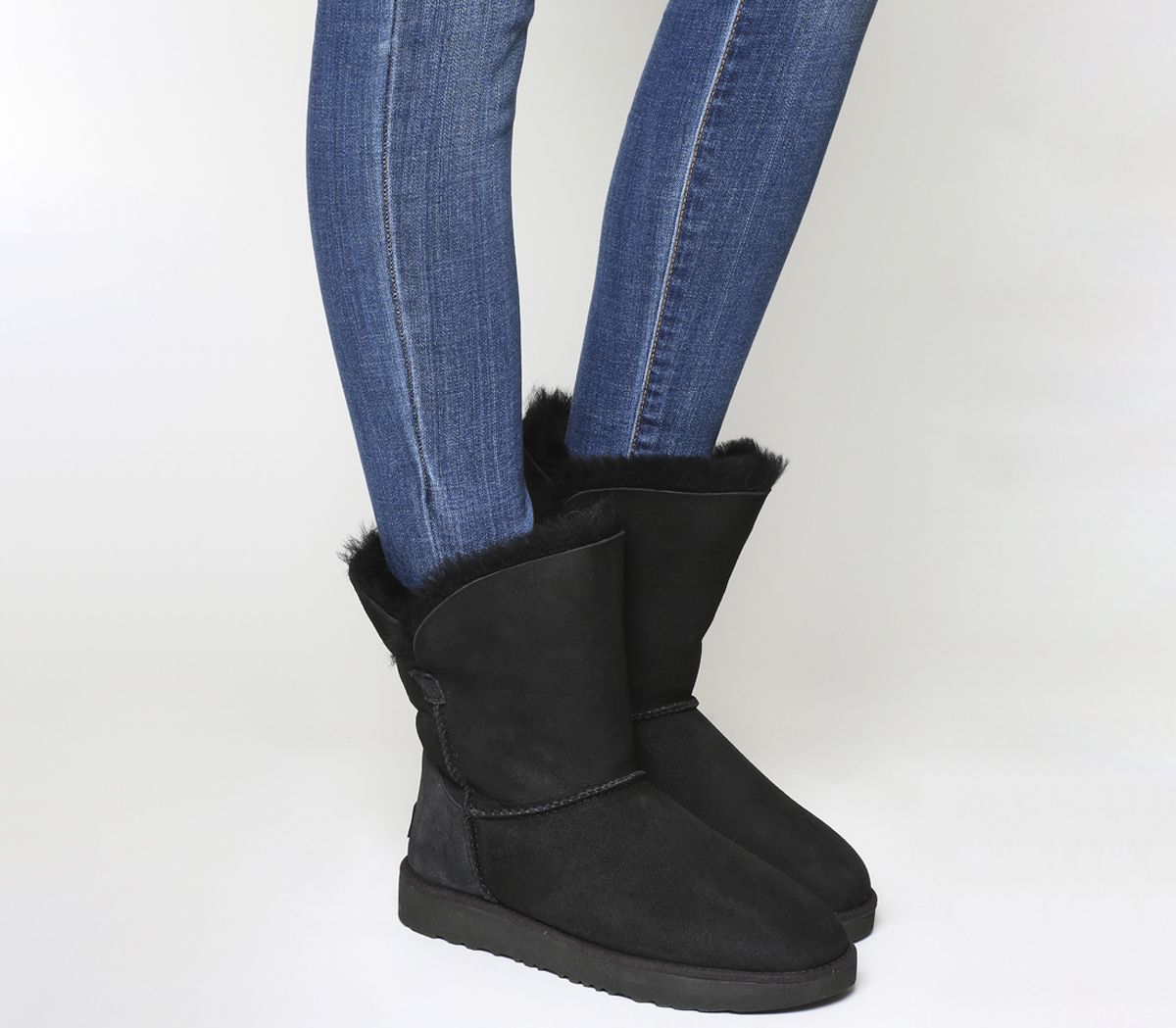 bailey button ugg boot