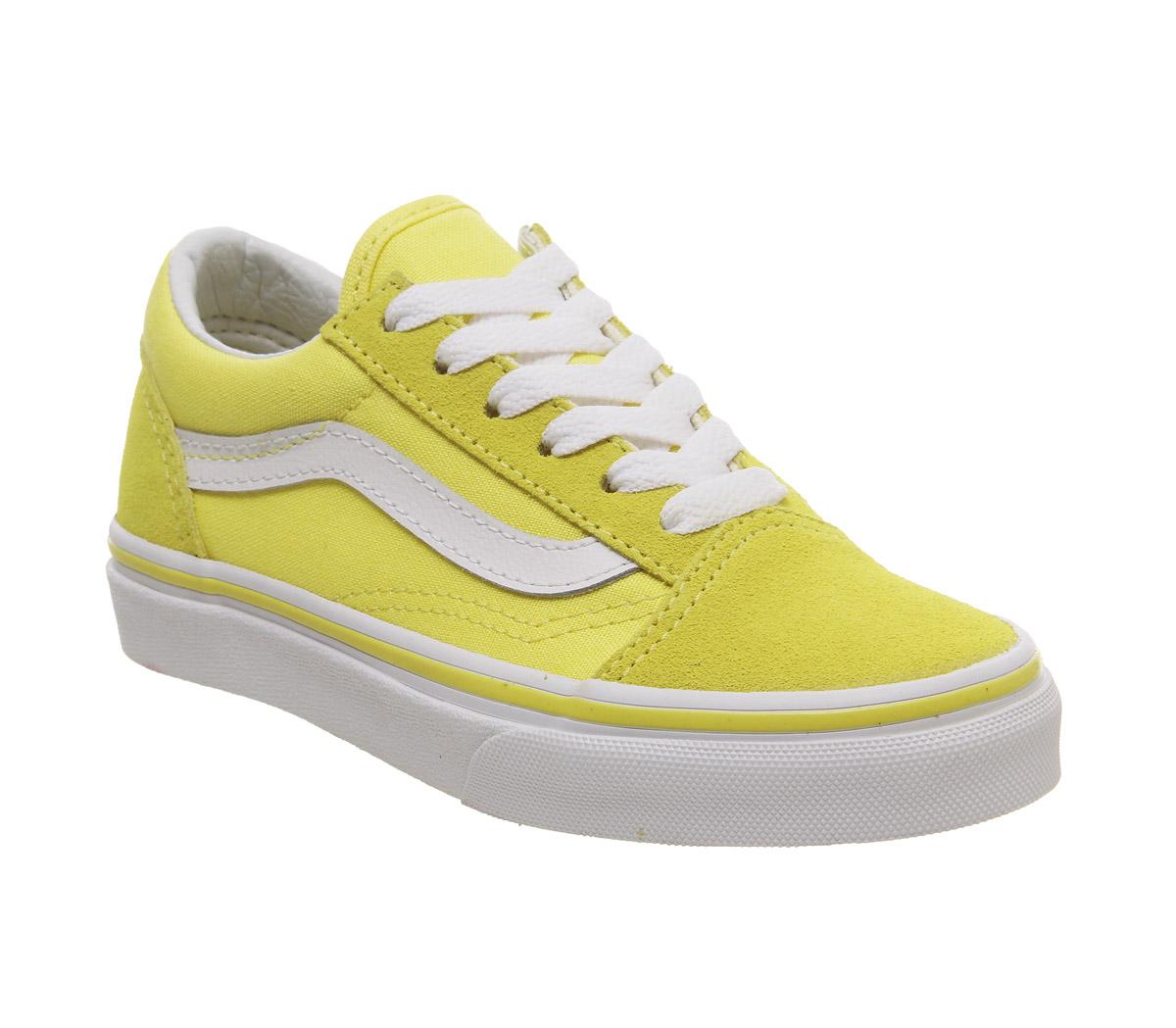 vans old skool with yellow laces