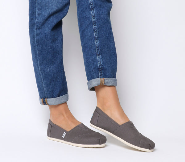 office toms womens