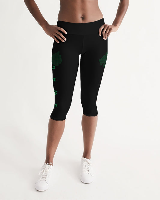 Guyanese Swag Ice Gold Green Women's Mid-Rise Capri Leggings