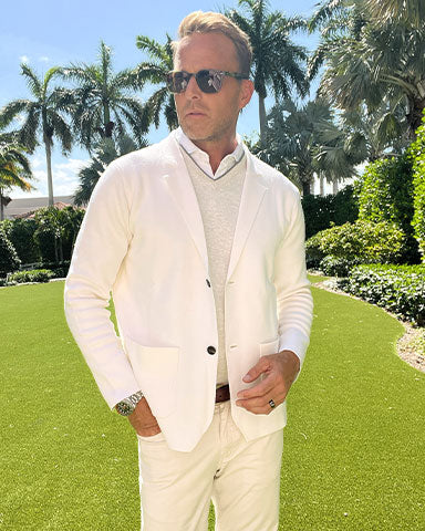 man wearing all white knit suit for first class kentucky derby look