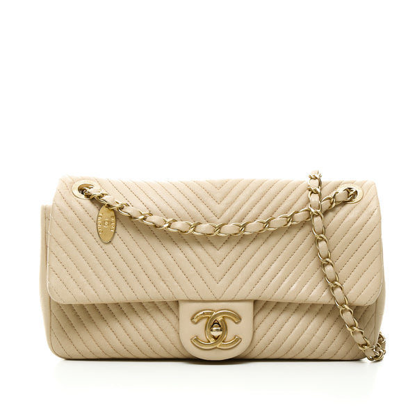 Chanel Pink Chevron Wrinkled Lambskin Medallion Single Flap Small Shoulder Bag  Chanel