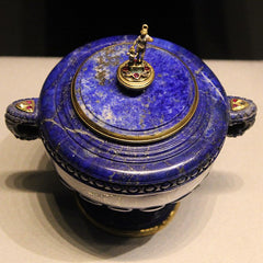 Vase en Lapis Lazuli