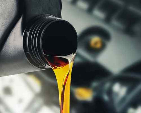 Importanta uleiului pentru motor: De ce este important sa ai grija de uleiul masinii tale