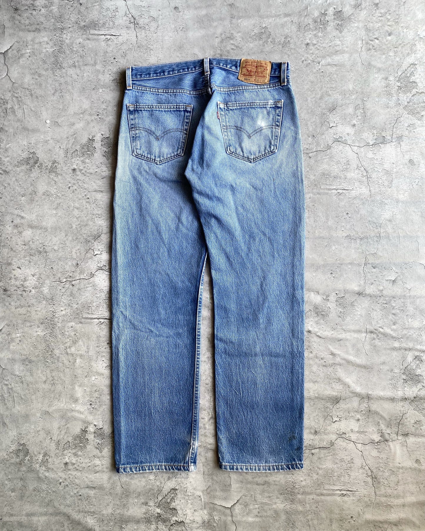 1990S FADED LEVI'S 501 DISTRESSED JEANS (35X33) – exaghules