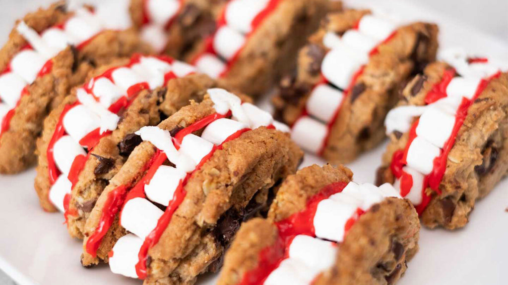 Recipe of Today: Vampire Teeth Cookie Sandwiches