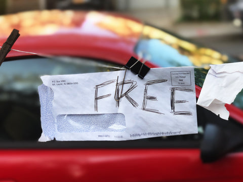free sign outside