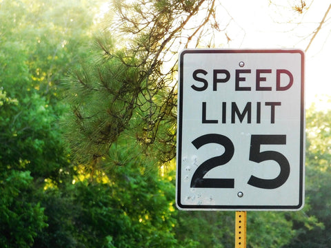 speed limit sign outdoors