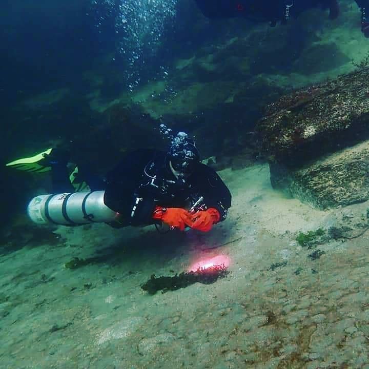 Rahim Kaba scuba diving