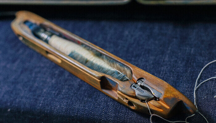 shuttle to make the red edge of selvedge denim, this shuttle is made of wood and specially designed for the small width loom