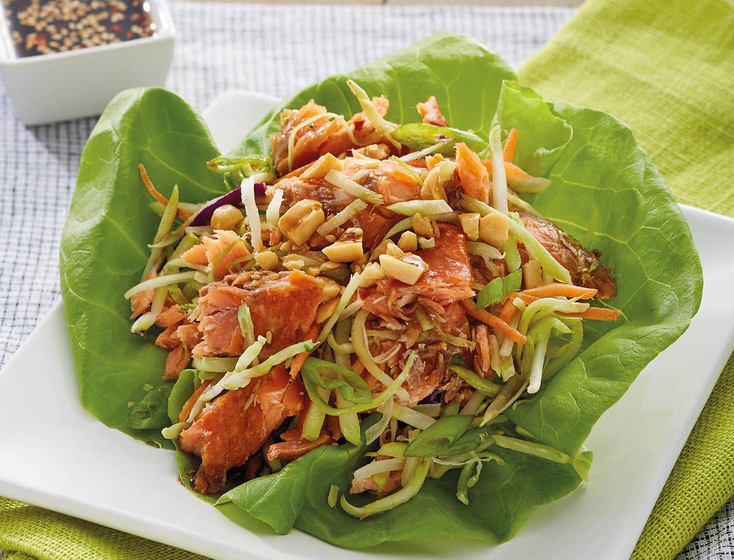 Smoked Salmon Lettuce Wraps