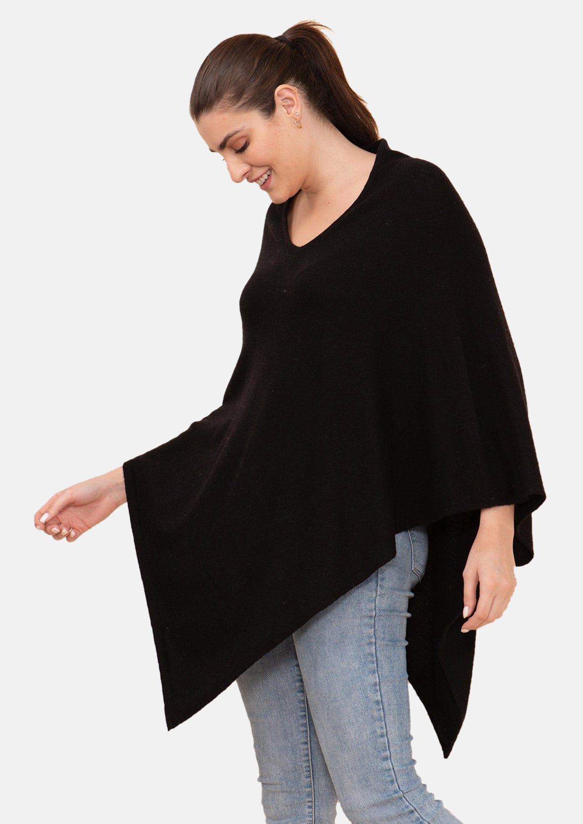 RIM.ARK Rever melton wool poncho | verdadcre.com