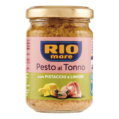 Uova in camicia con Pesto al Tonno, Olive Nere e Peperoncino - Rio Mare