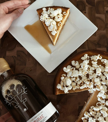 Cheescake and maple syrup