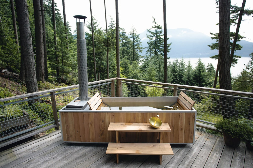 aluminum hot tub with wood