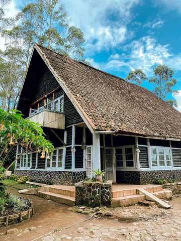 Rumah Ibu Pengabdi Setan