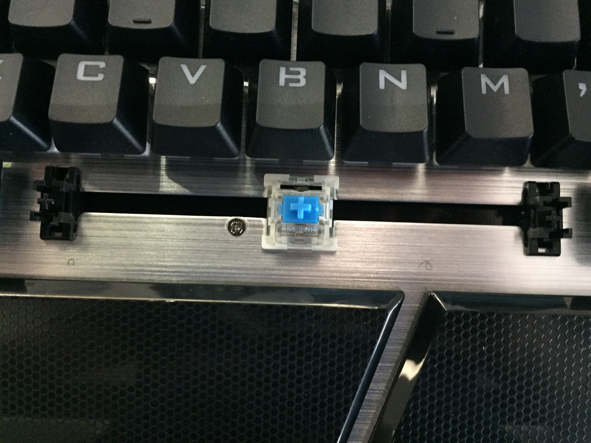 Commutateur de barre d'espace du clavier mécanique HV-KB378L.