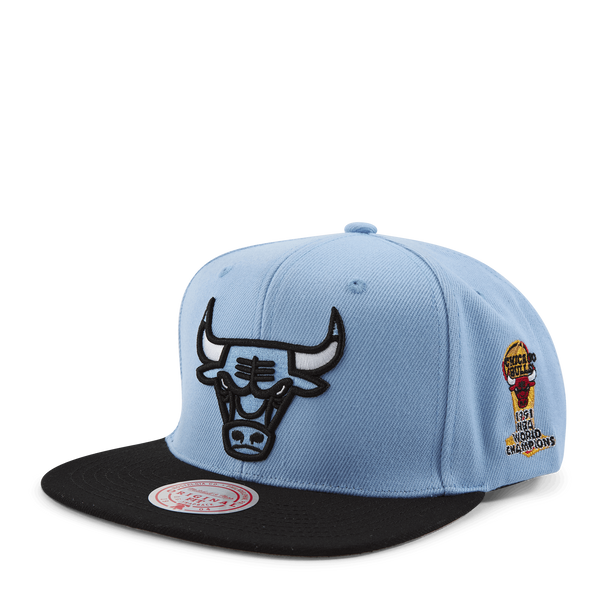 Mitchell & Ness Chicago Bulls University Home 2-tone Snapback Cap