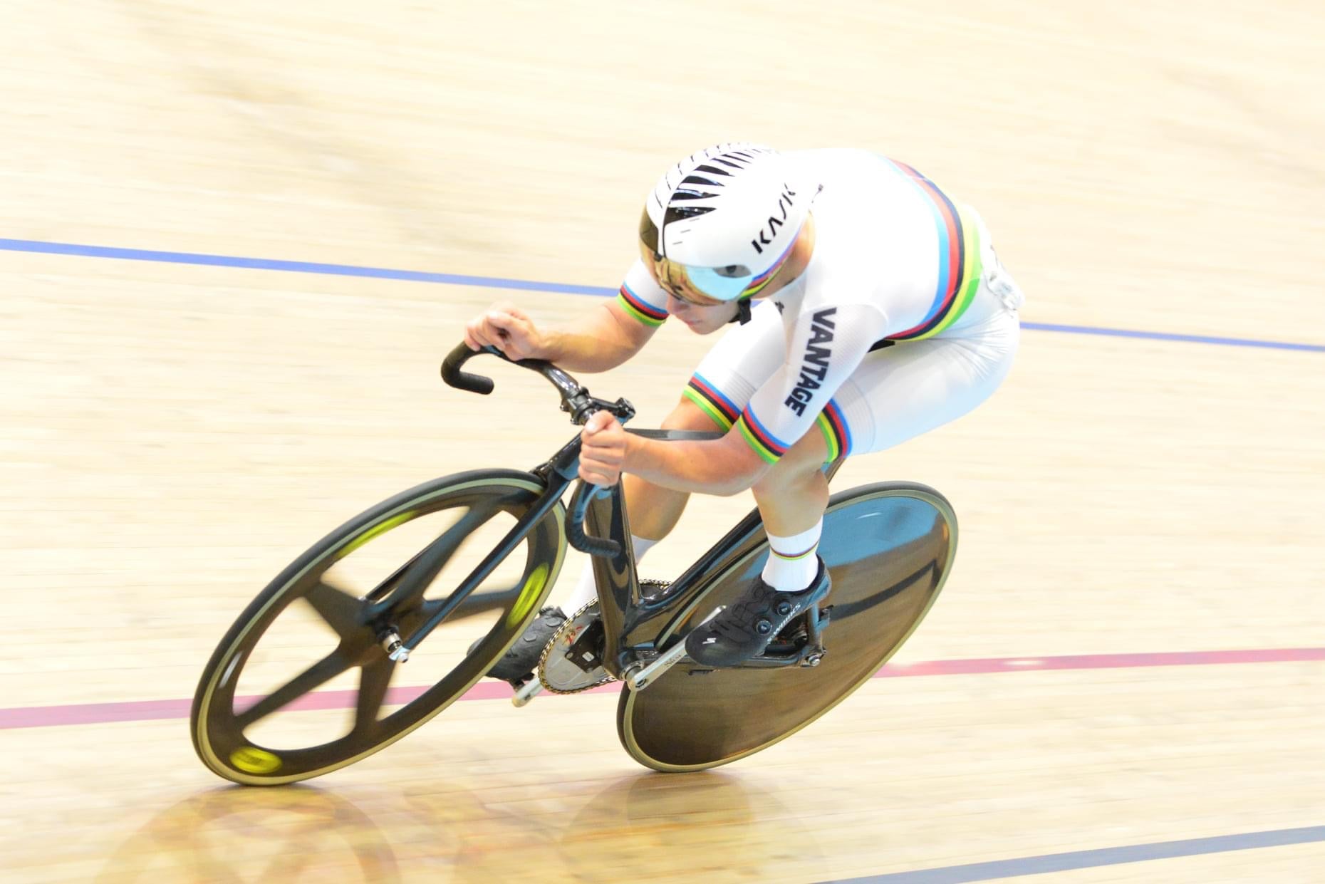 Corbin Strong Worls Champion New Zealand Nationals on Velobike Bunch Bars