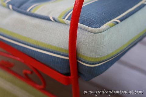 4 Tips for Finding Cushions for Vintage Outdoor Furniture