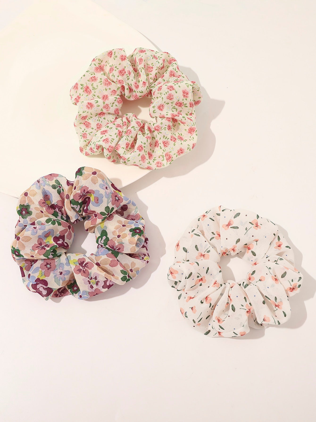 3pcs Ditsy Pattern Scrunchie Ponytail Holder Hair Scrunchy Hair Styling