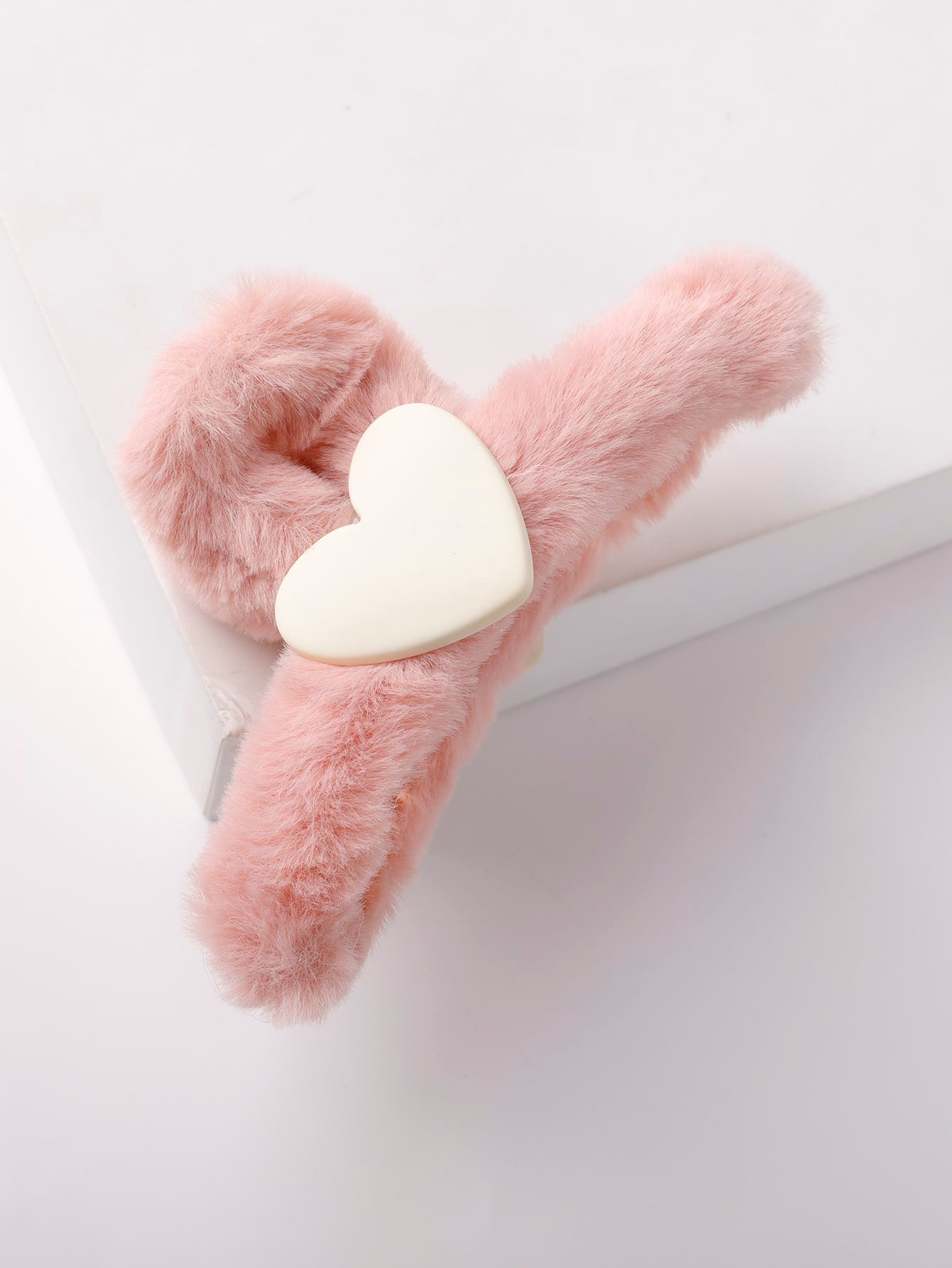 Fluffy Heart Decor Hair Claw Hair Clamps Claw Clips Decorative Hair Accessory