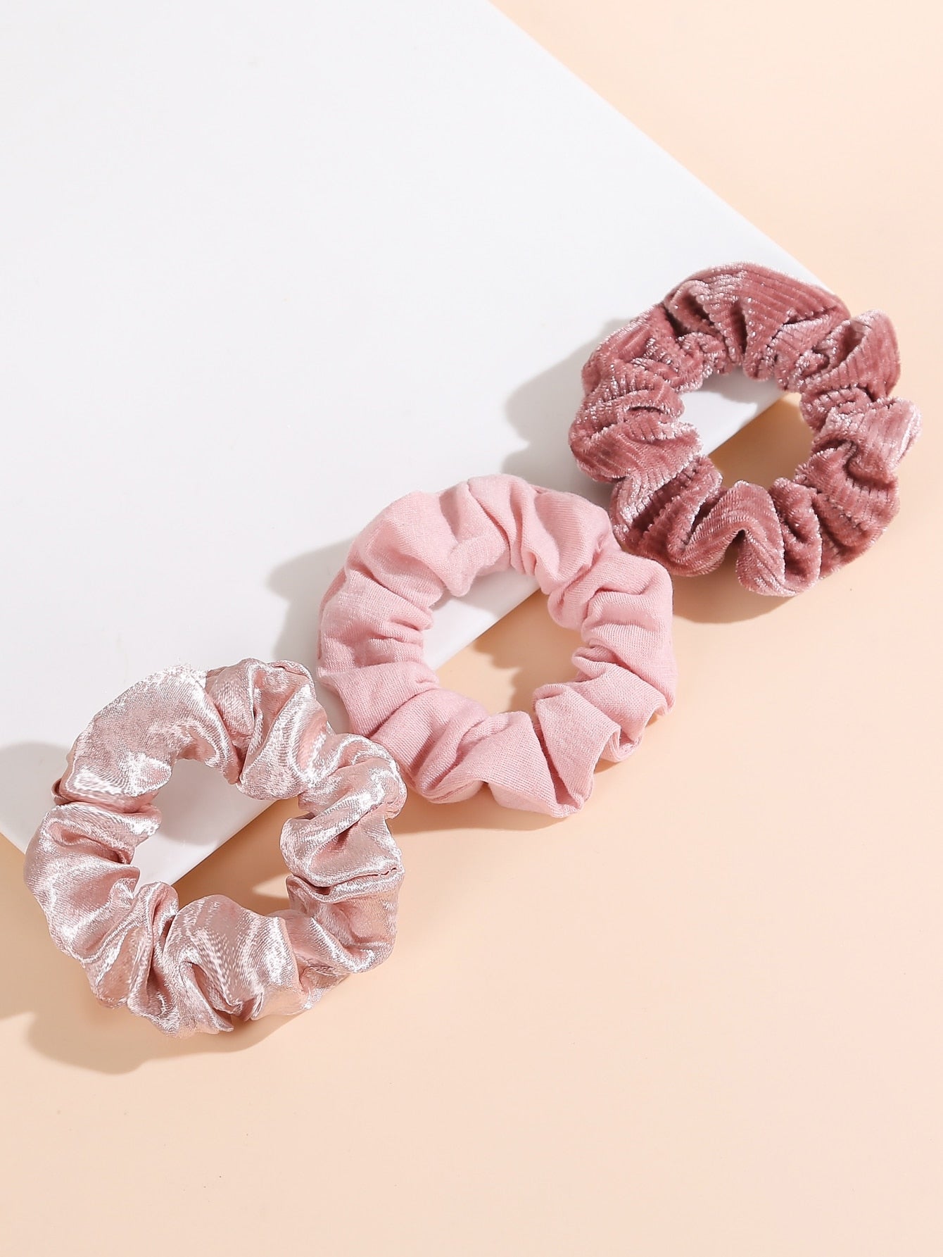 3pcs Pinkish Velvet ScrunchiePonytail Holder Hair Scrunchy Hair 