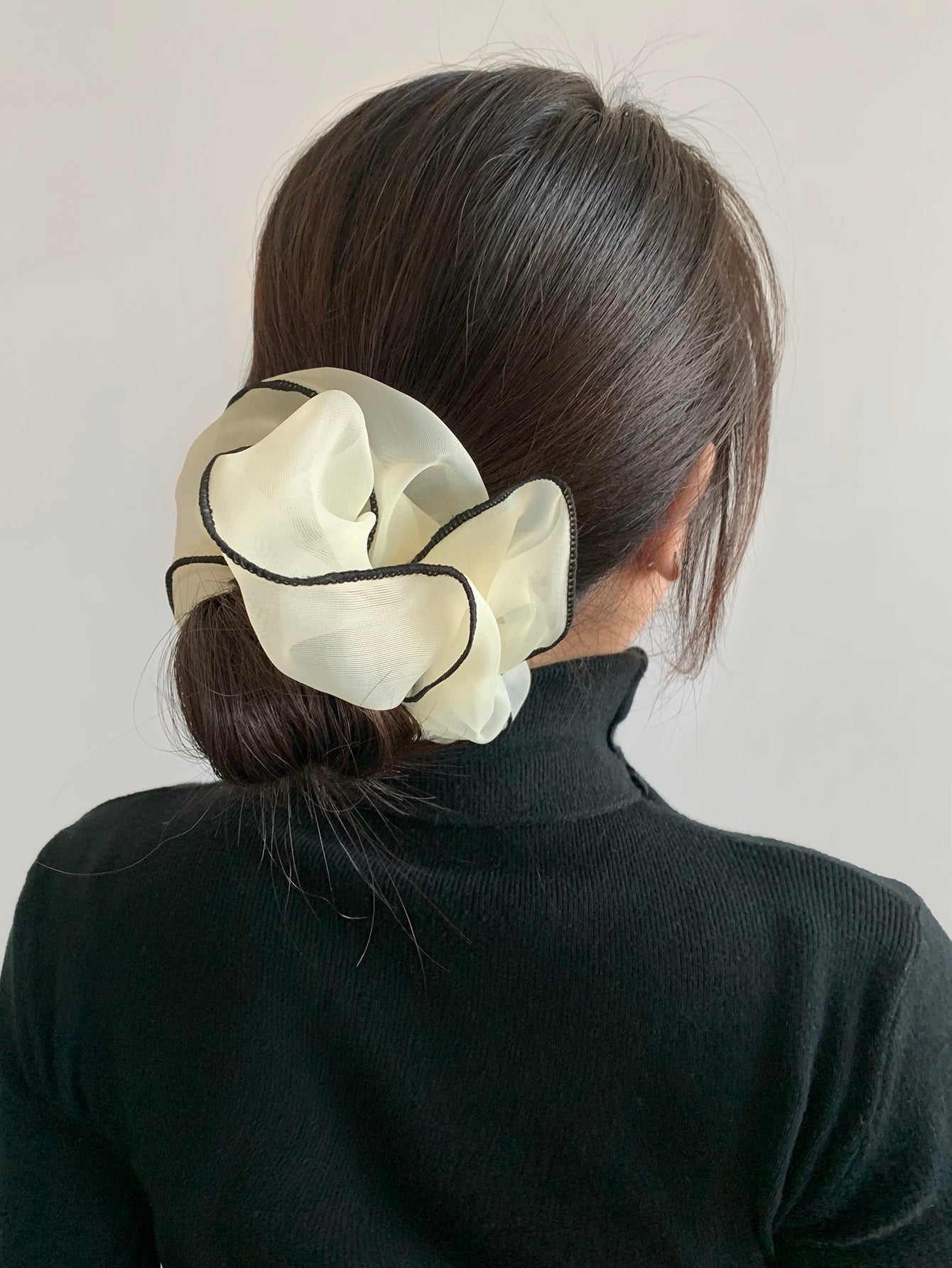 Two Tone Scrunchie Ponytail Holder Hair Scrunchy Hair Styling Accessories for