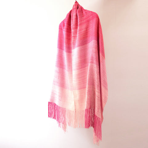 https://tumuginoyakata-online.com/collections/shawl/products/yuki-tsumugi-silk-shawl-mawatamatou-multi