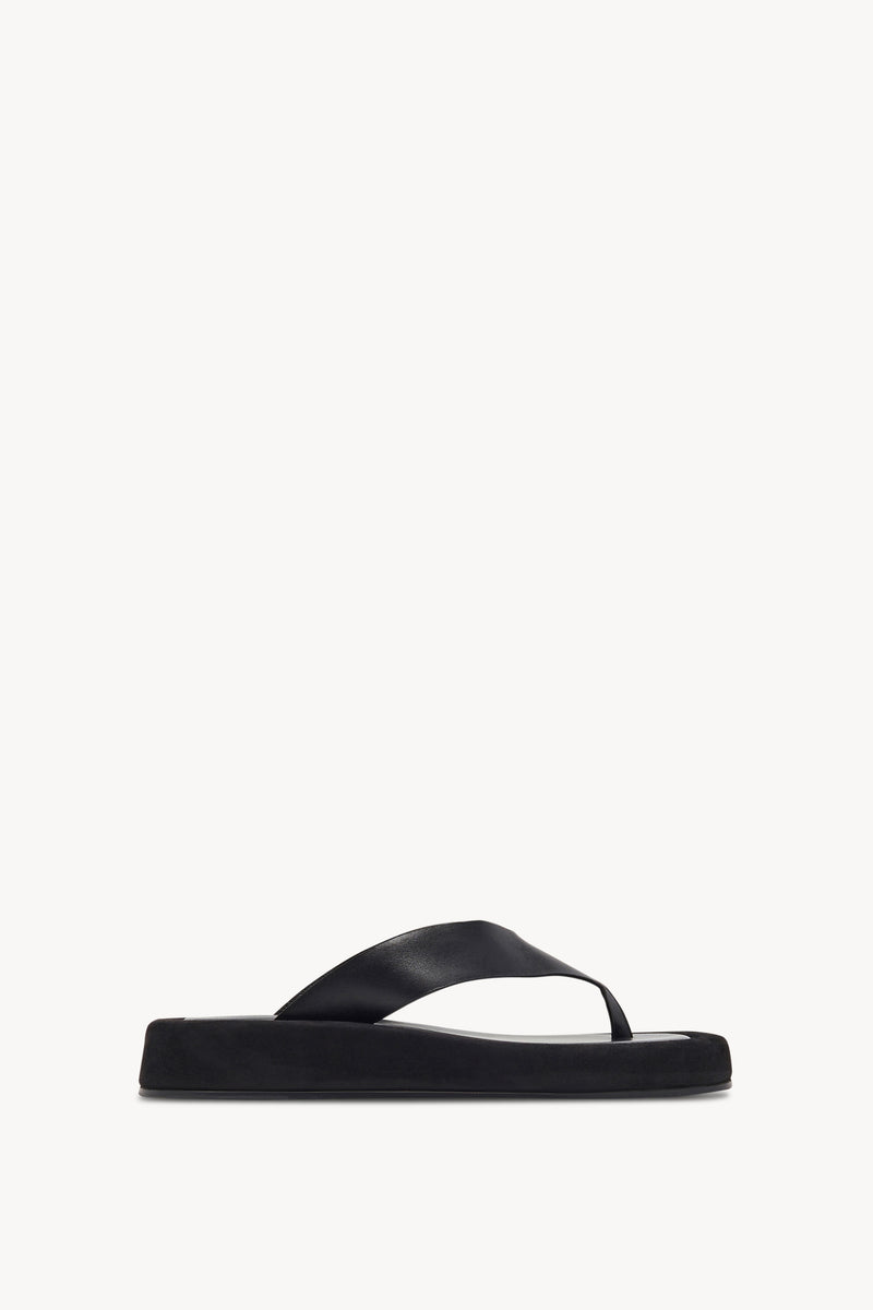 Ginza Sandal Black/black in Suede – The Row