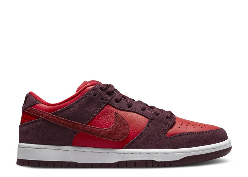 nike sb dunk low cherry