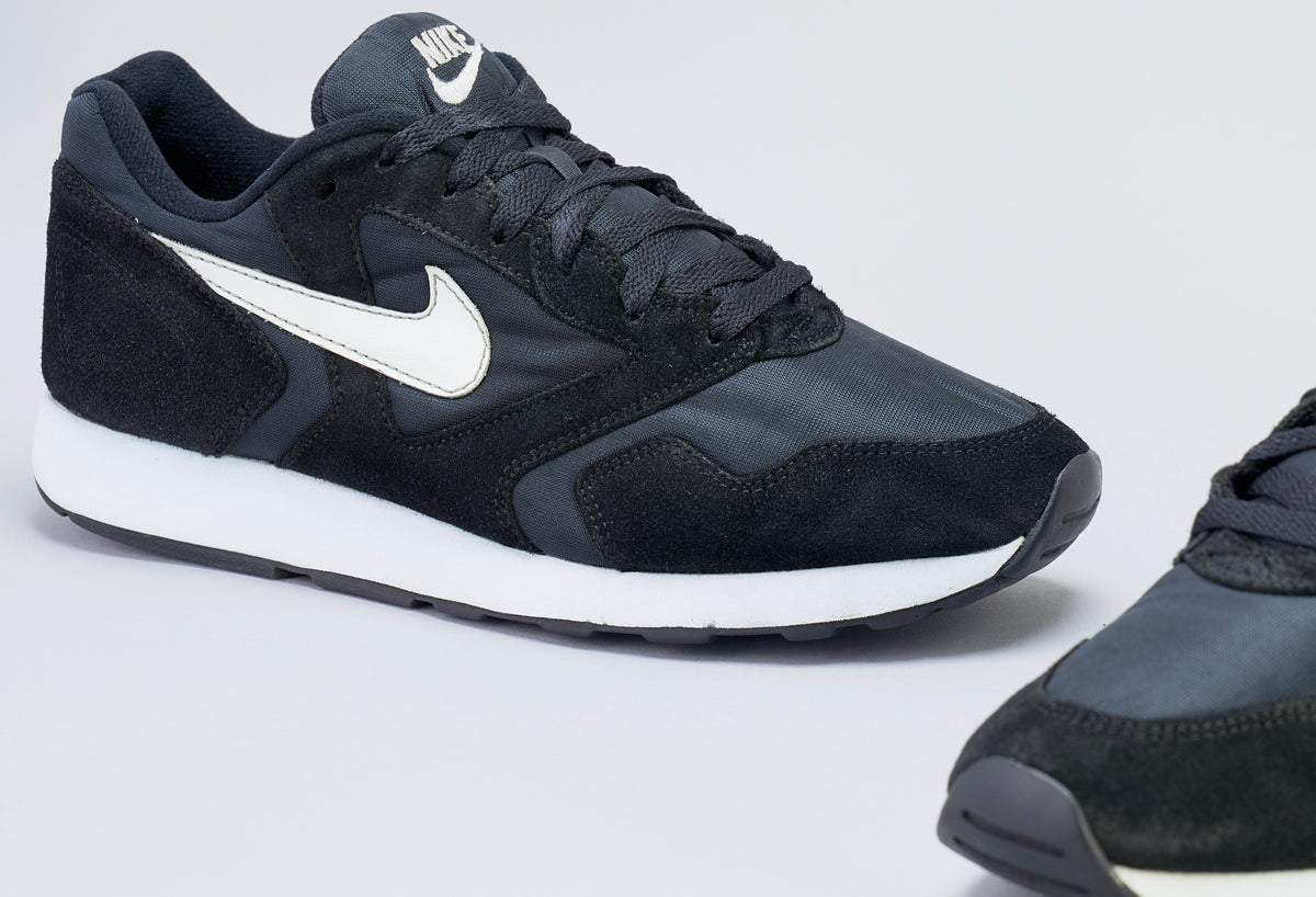 Restoring the Most Infamous Shoe In Nike History –