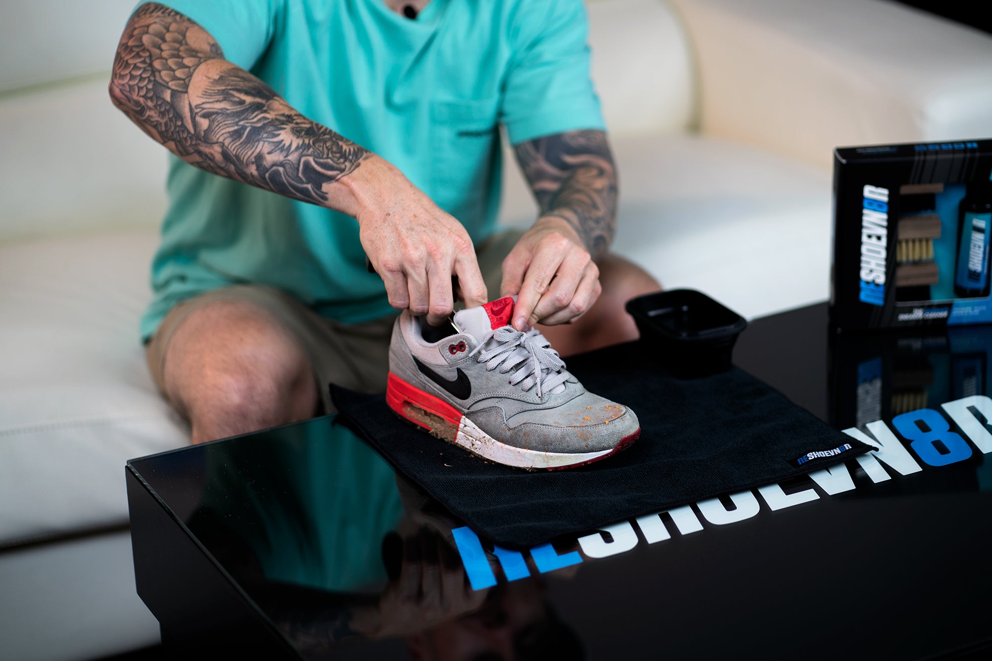 How to Clean Air Max 1 