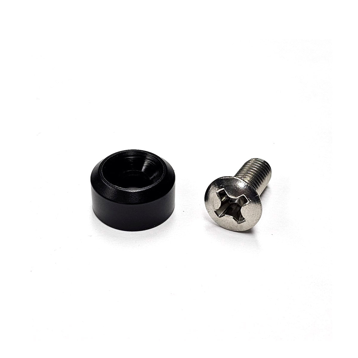 https://cdn.shopify.com/s/files/1/0552/1178/6414/products/lid-bolt-cap-screw-stephan-vcm-44-3K0307-01-23.jpg?v=1678735540