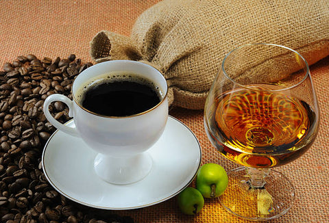 Caffeine and alcohol excessive use to avoid hypothyroidism