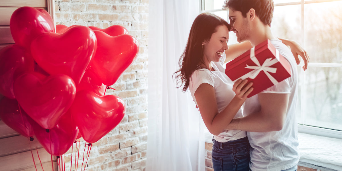 Valentine Couple Heart Balloons Gift