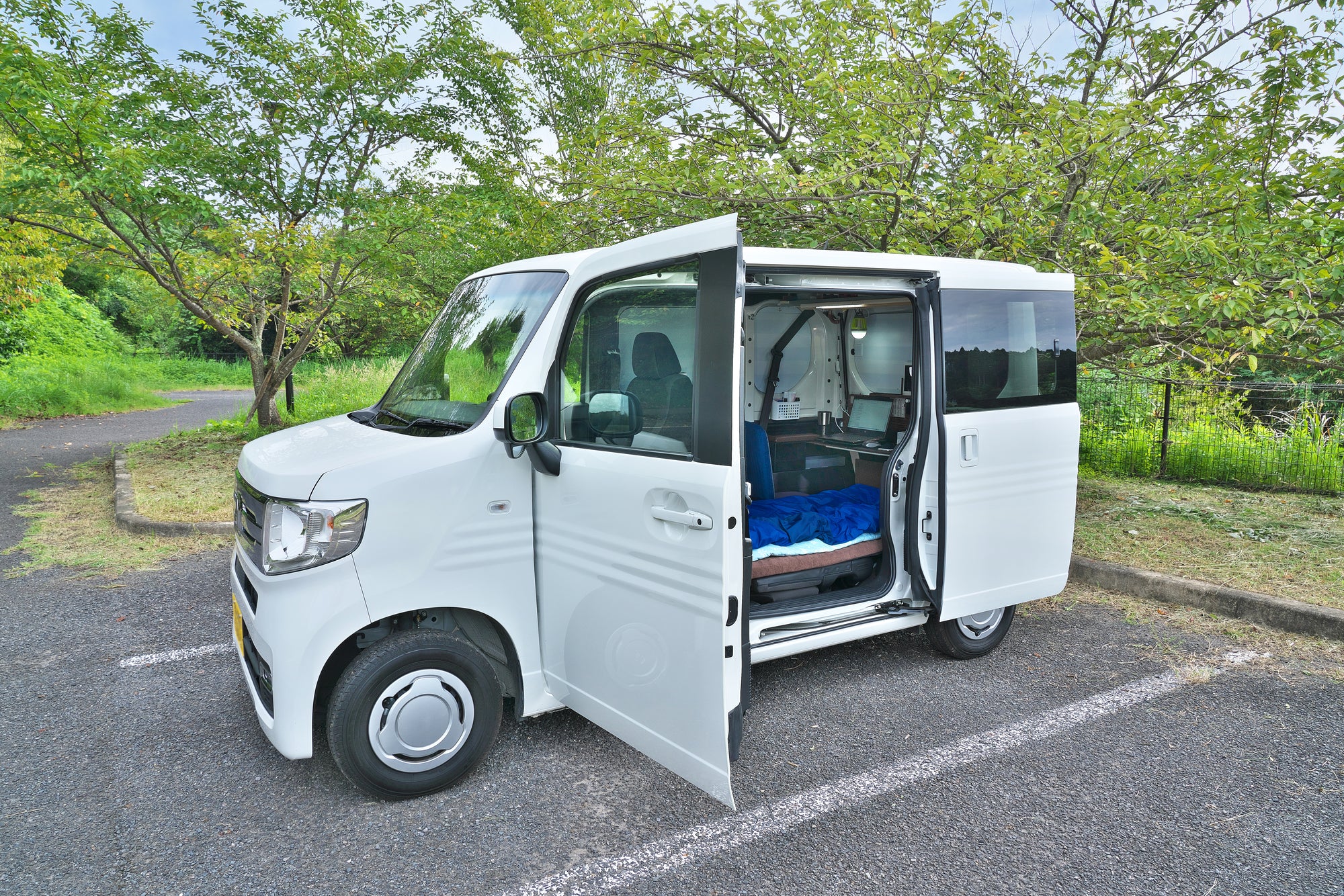 夏の車中泊で必要な対策とは 安全で快適な旅のために意識したいこと 道の駅たのはた 思惟の風