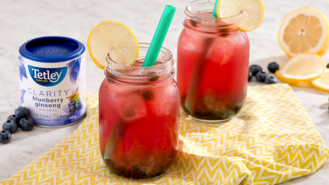 Beautiful food photography: two clear jars filled with bubble tea. Recipe made using Tetley Clarity tea.
