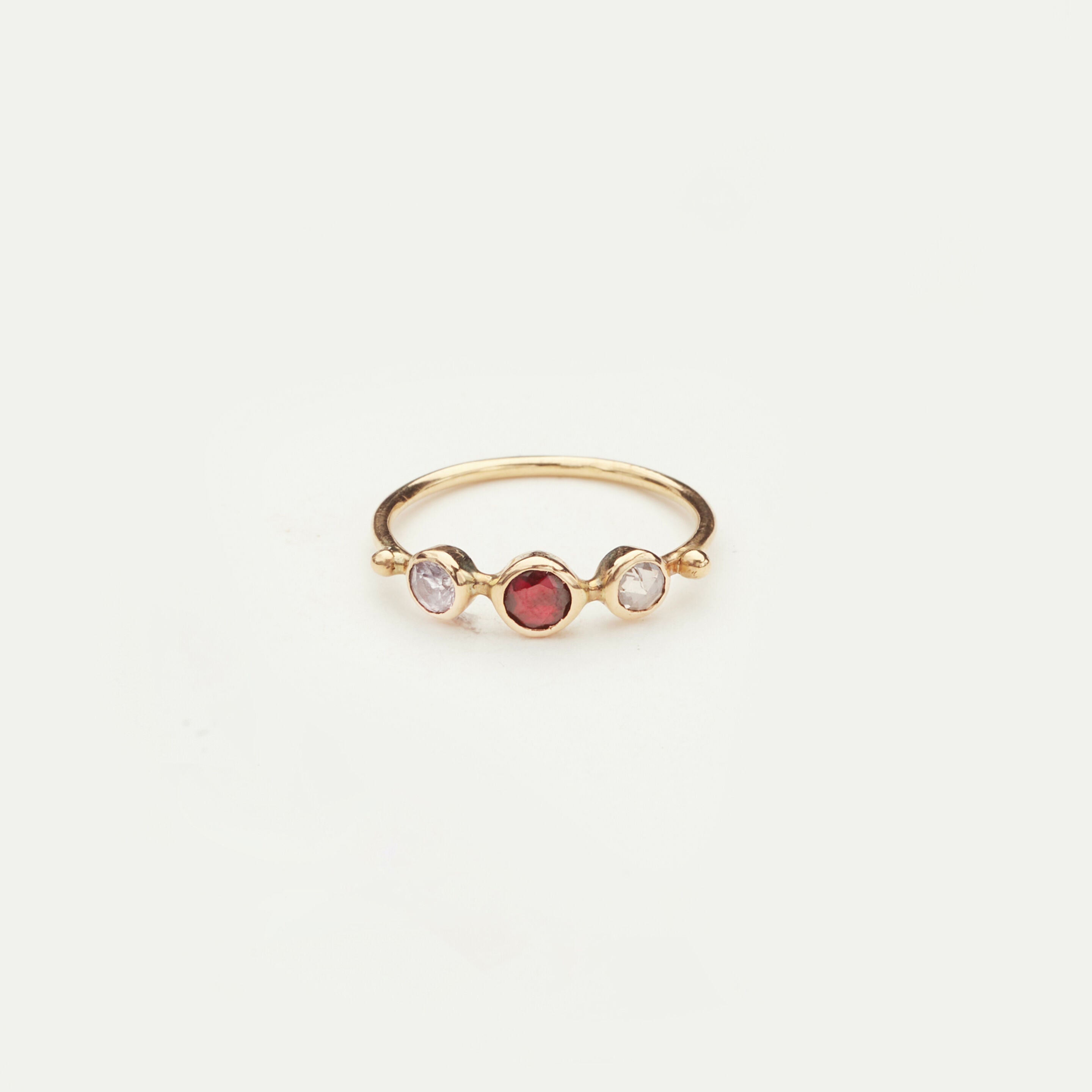 Bague Simple spinelle rouge et saphir 