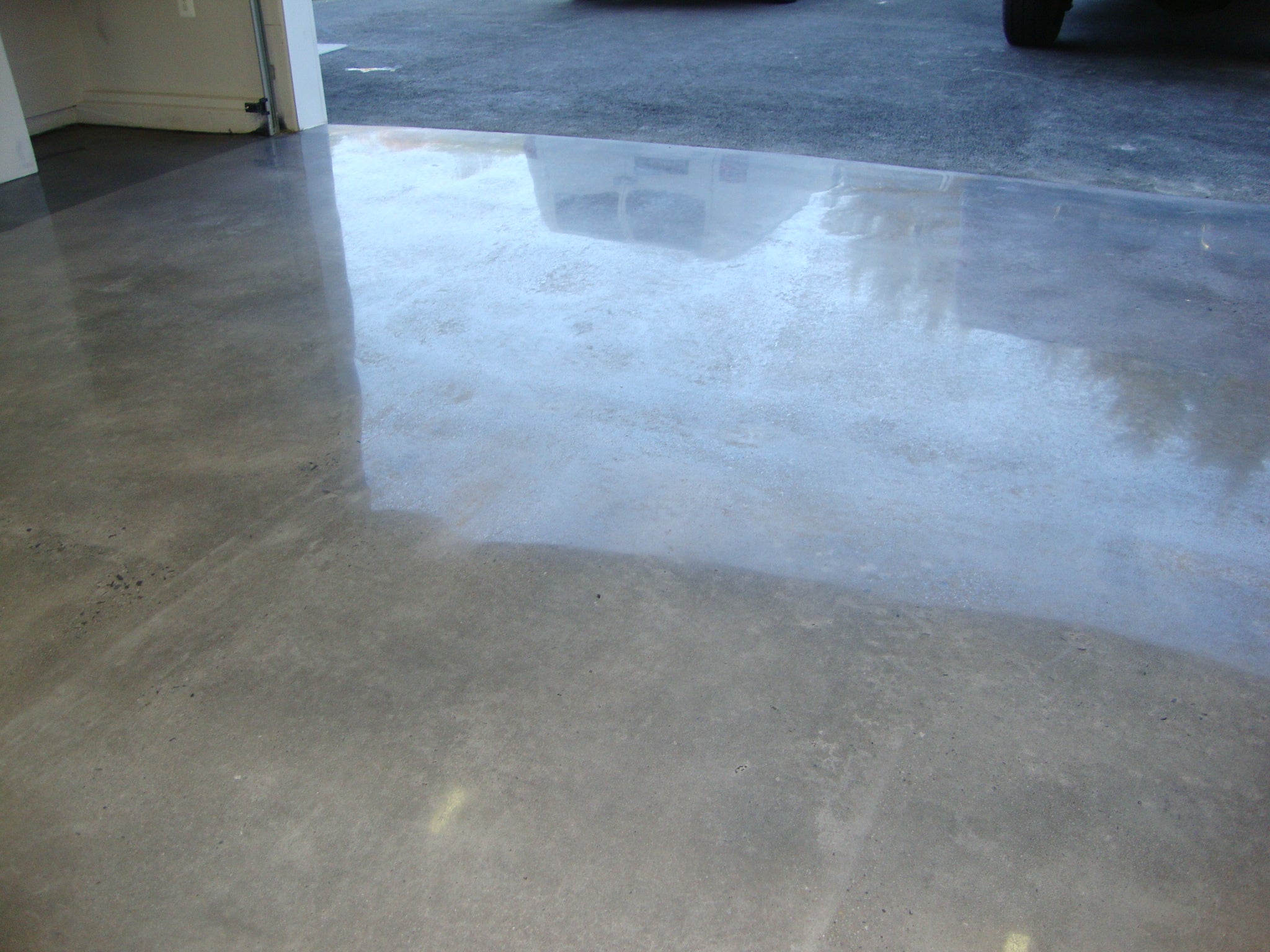 Garage Floor Remodeling: 4 Ways to Transform Your Garage Floor Surfaces | Xtreme Polishing Systems